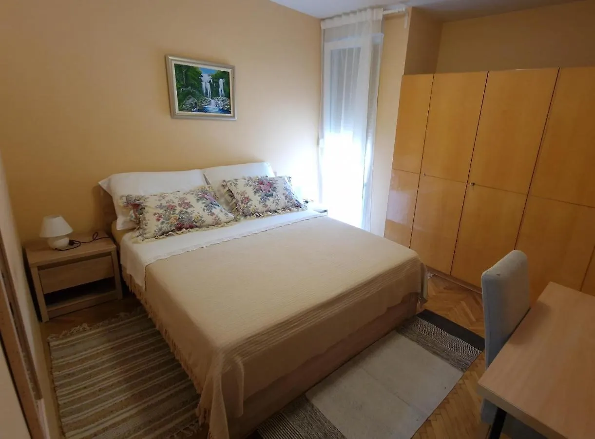 Apartment Rita Near Trstenik Beach Split Croatia